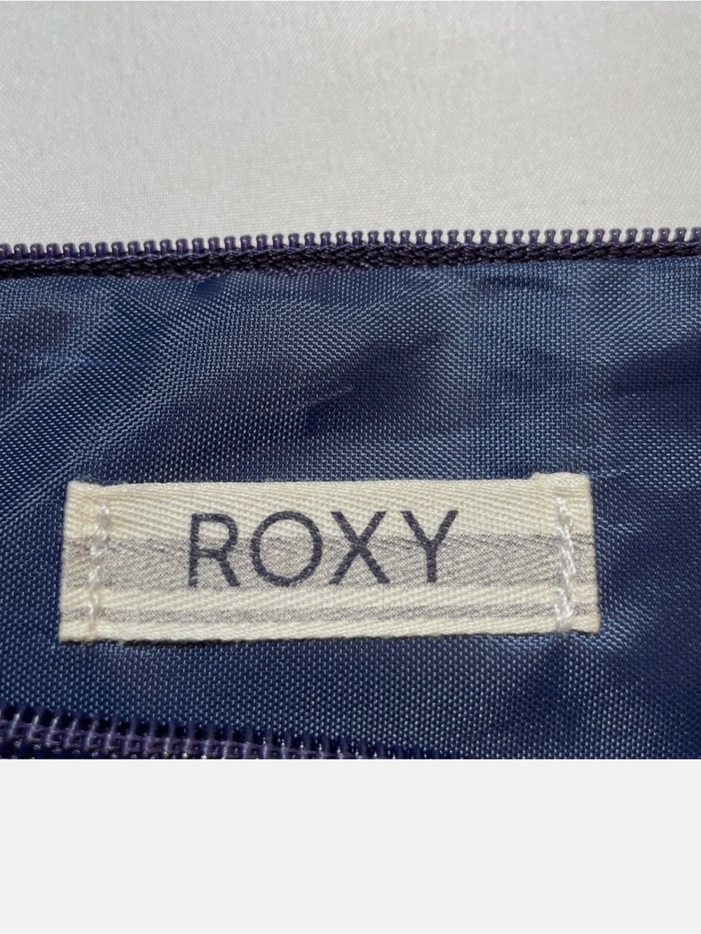 ROXY BYE BYE BABY Tropical Sunset Pouch Bag - Purple, Pink, Orange - Picture 6 of 6